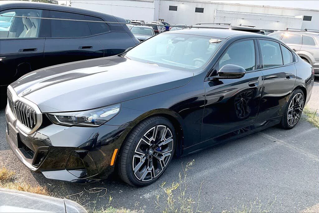 2025 BMW i5