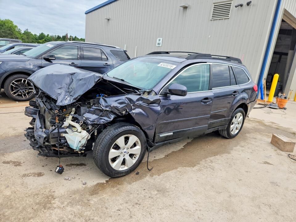 2012 SUBARU Outback