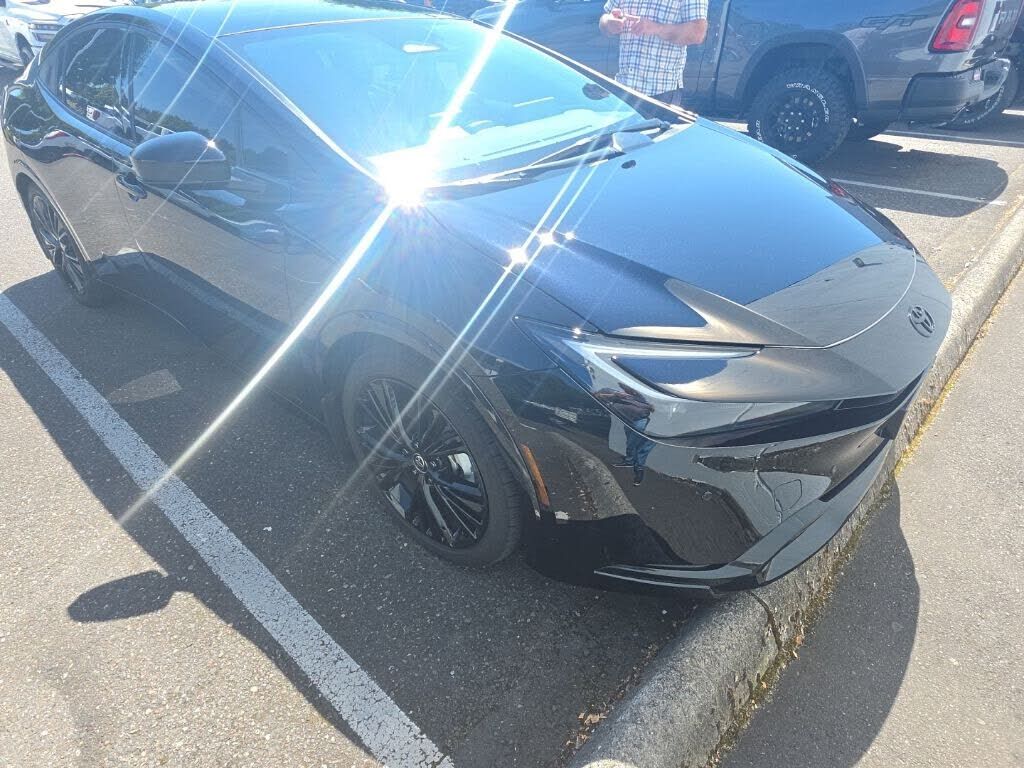 2026 TOYOTA PRIUS