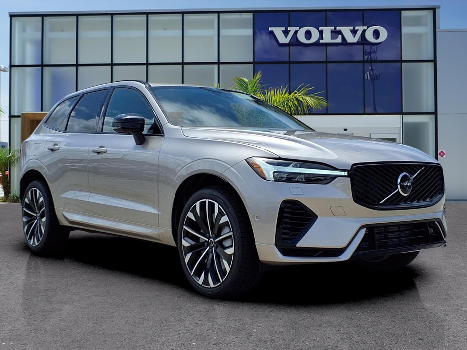 2026 VOLVO XC60