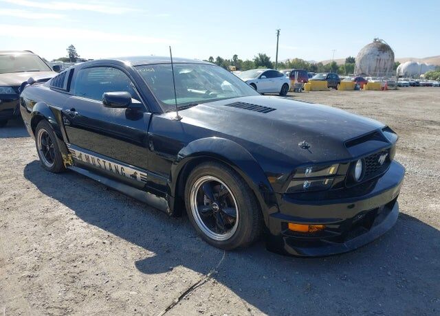 2005 FORD Mustang