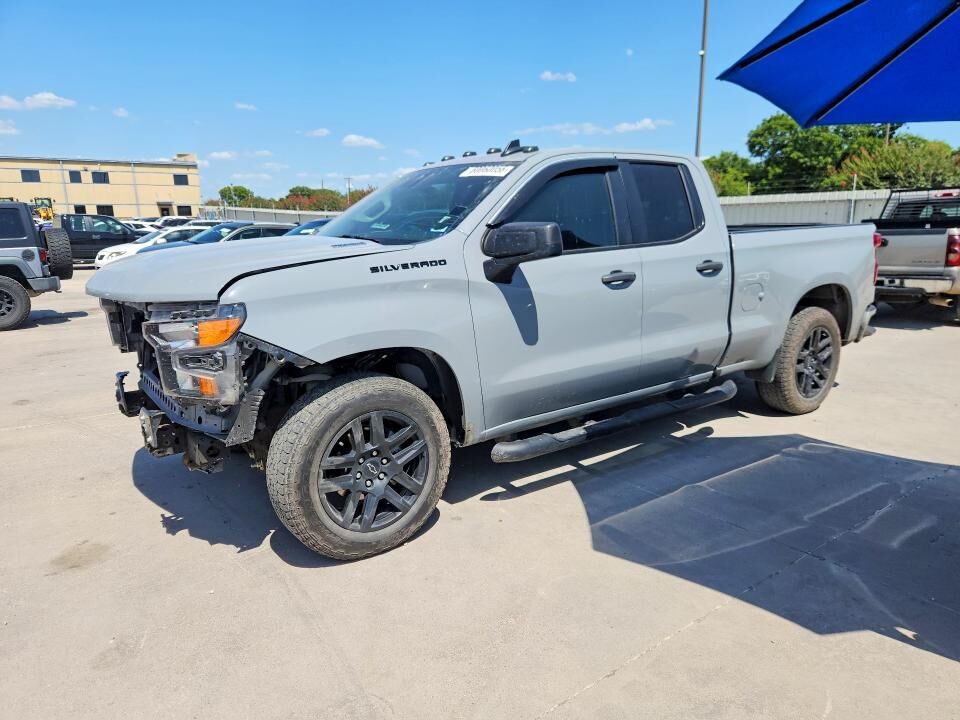 2024 CHEVROLET Silverado