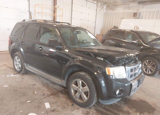 2011 FORD Escape