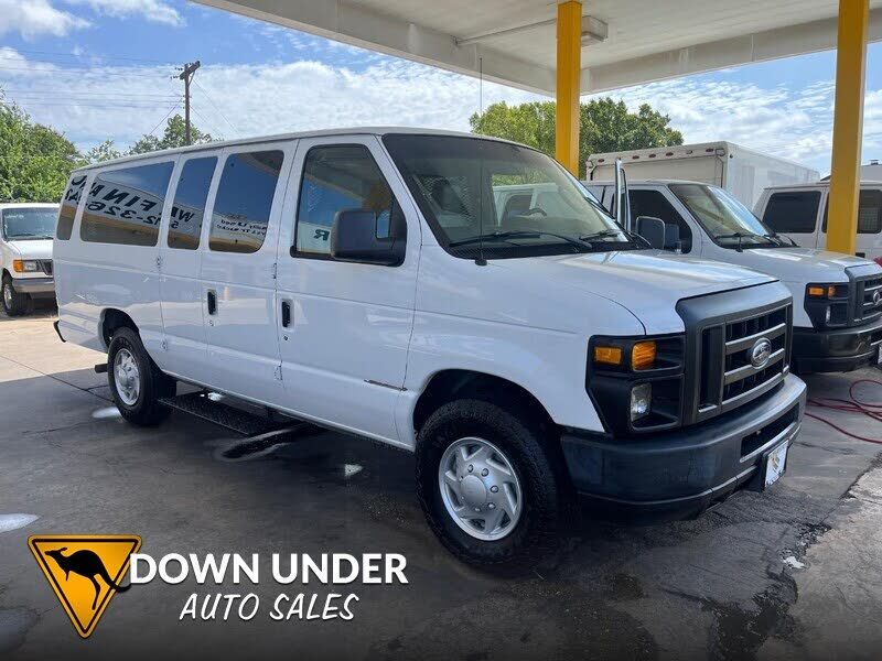 2009 FORD E-350