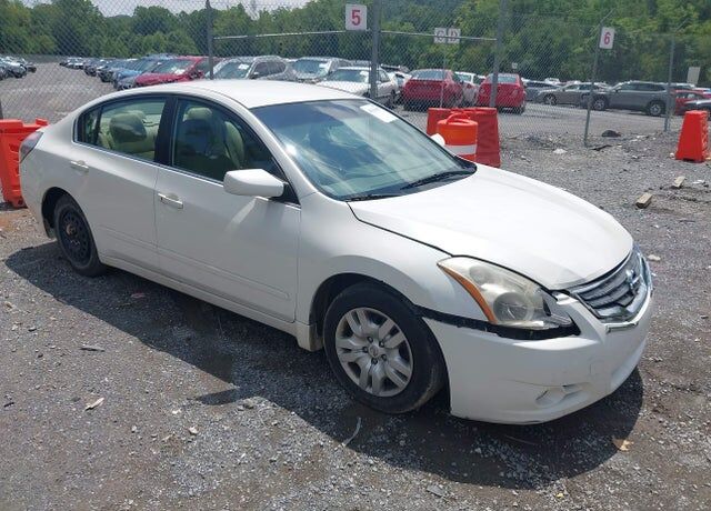 2011 NISSAN Altima