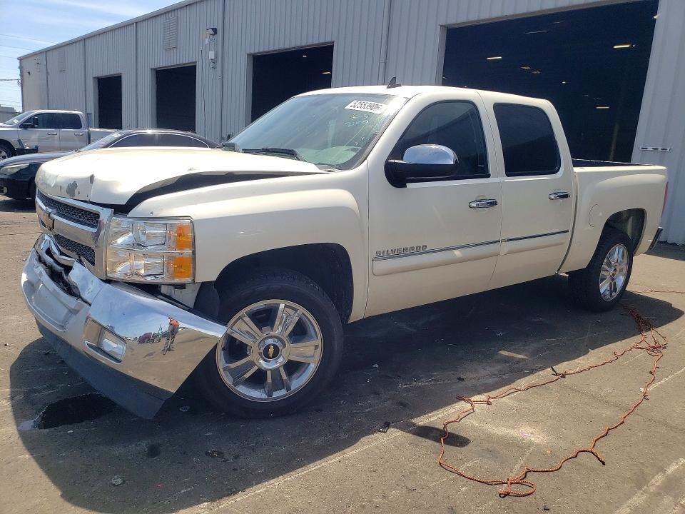2013 CHEVROLET Silverado