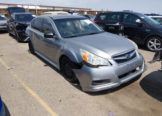 2011 SUBARU Legacy