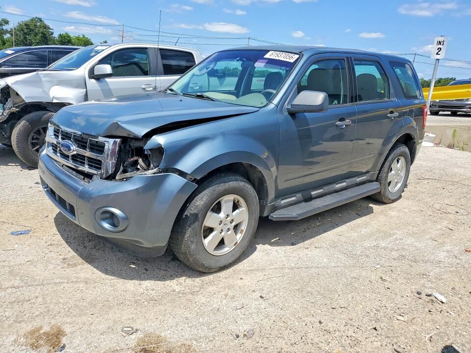2010 FORD Escape