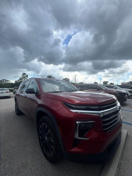 2025 CHEVROLET Traverse