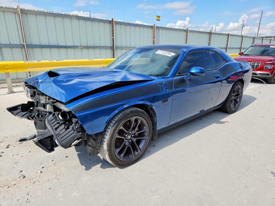 2022 DODGE Challenger
