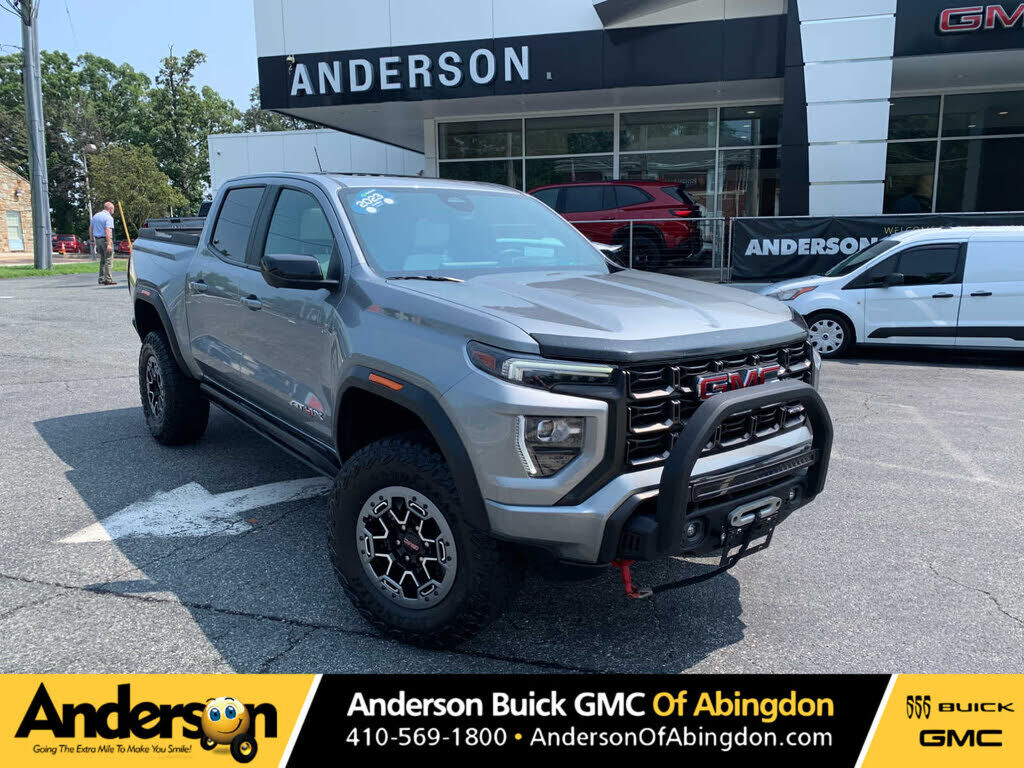 2023 GMC Canyon