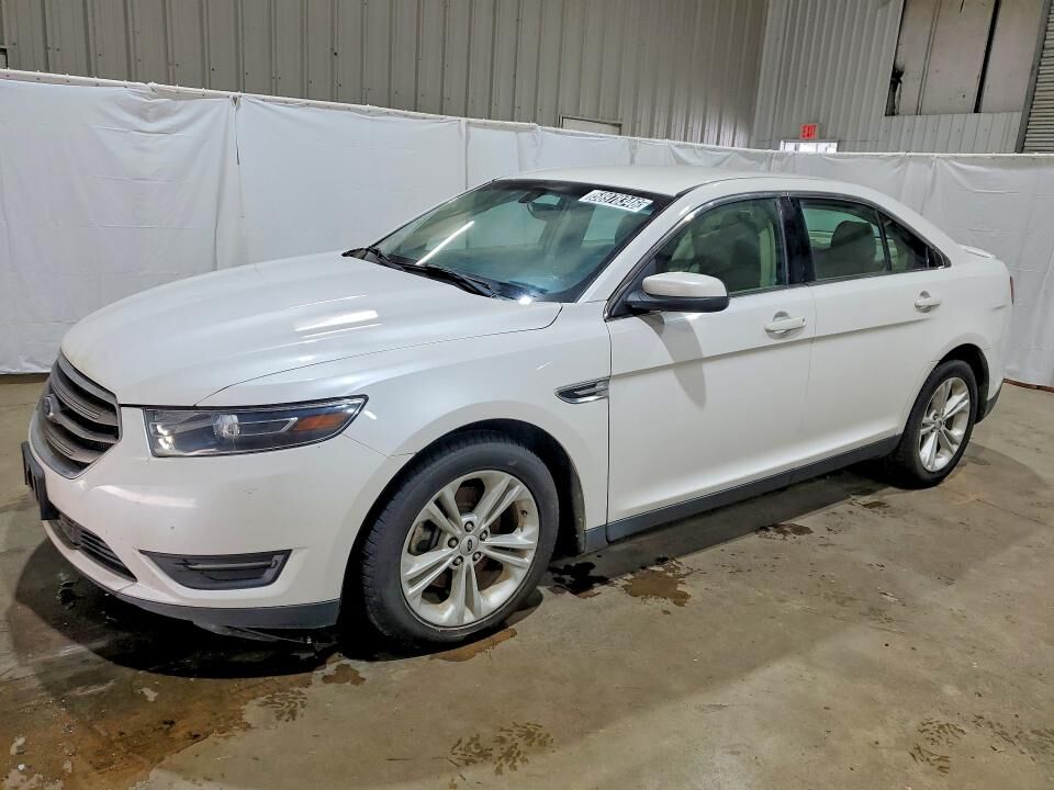 2015 FORD Taurus