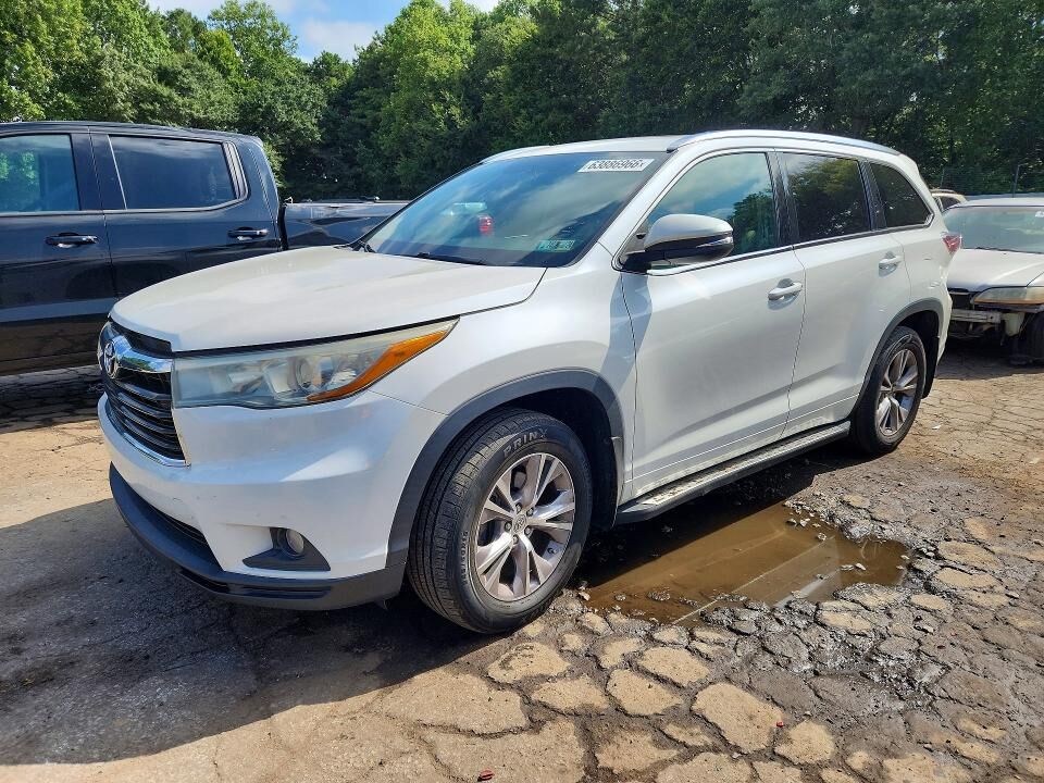 2015 TOYOTA Highlander