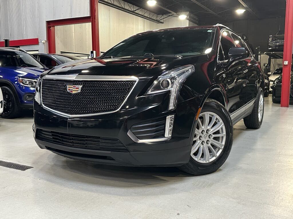 2017 CADILLAC XT5