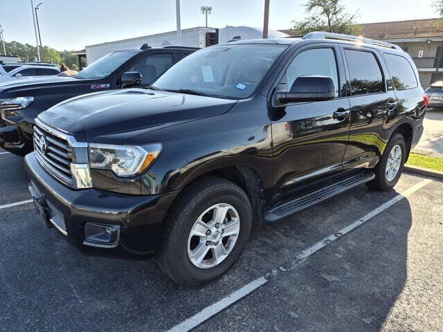 2018 TOYOTA Sequoia
