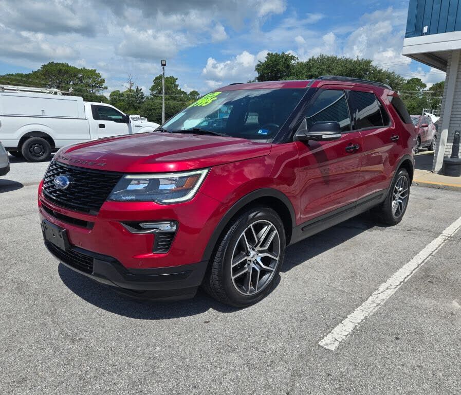 2018 FORD Explorer