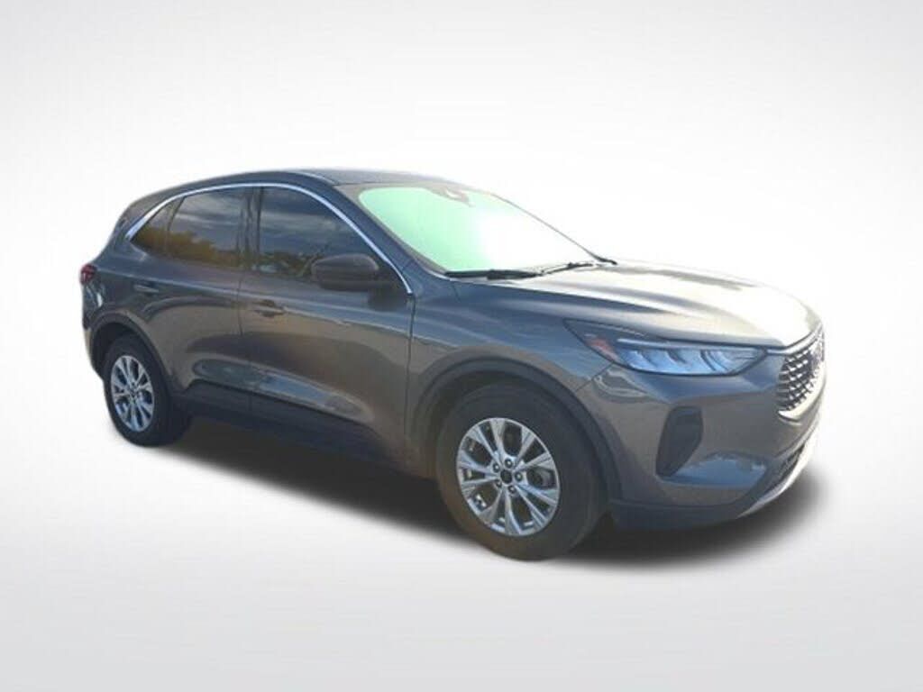 2023 FORD Escape