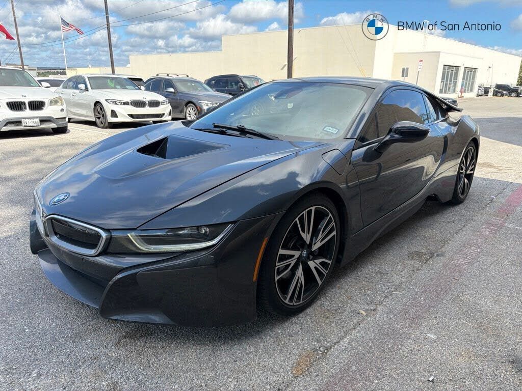 2014 BMW i8