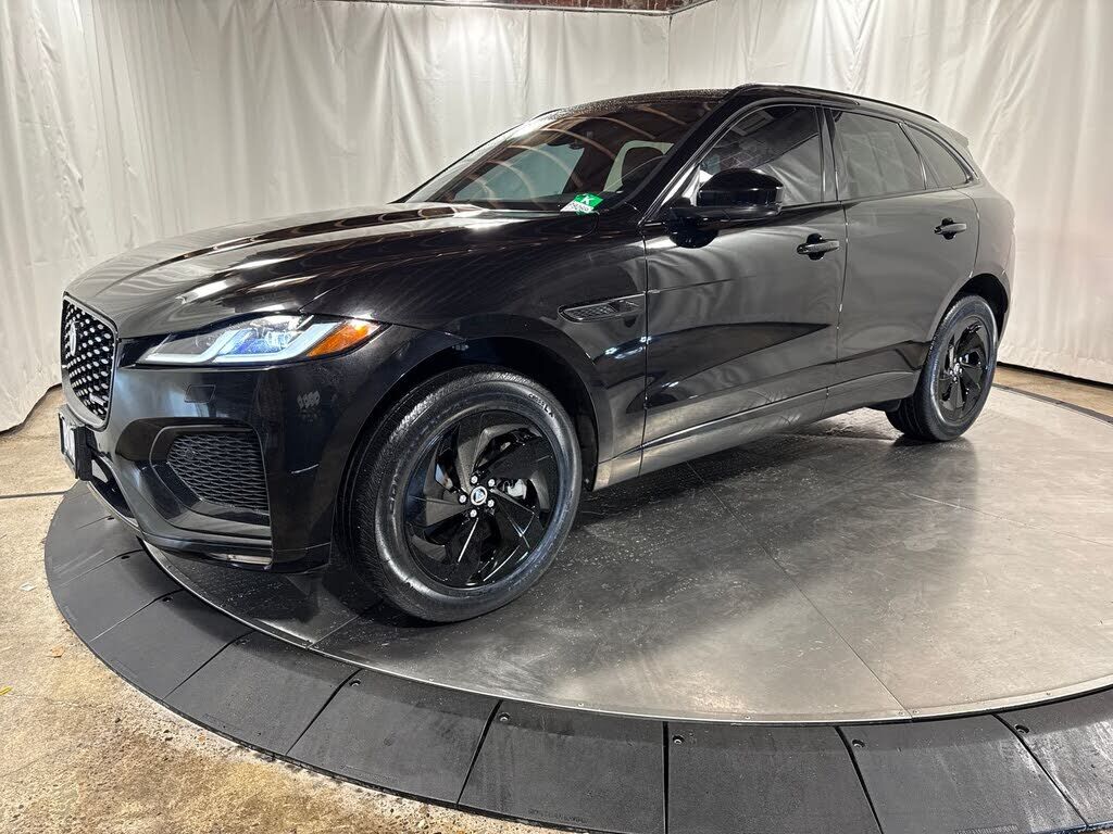 2025 JAGUAR F-Pace
