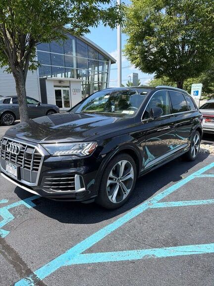 2021 AUDI Q7