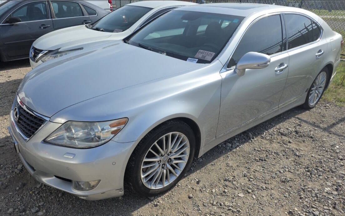 2010 LEXUS LS