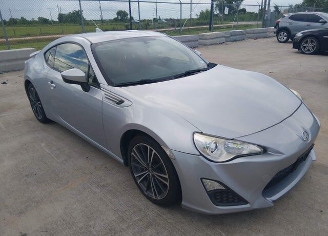 2015 TOYOTA Scion