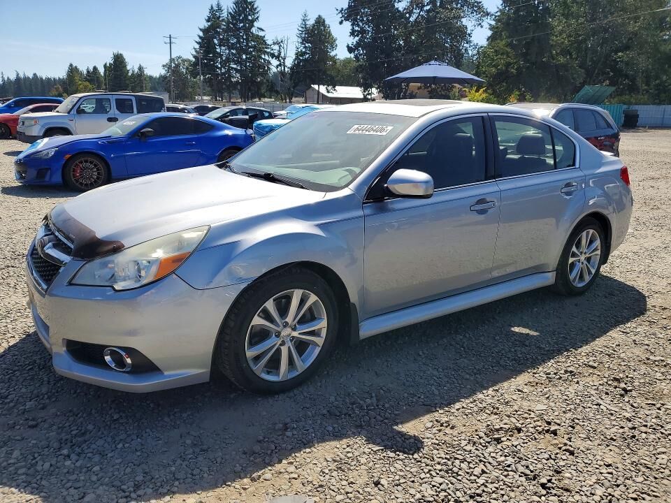 2013 SUBARU Legacy