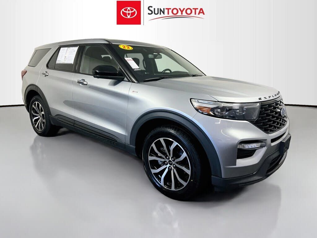 2022 FORD Explorer