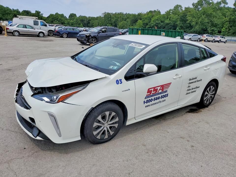 2020 TOYOTA PRIUS