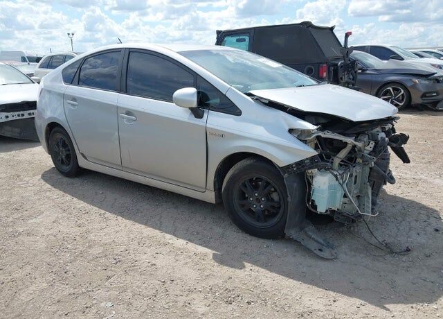 2013 TOYOTA PRIUS