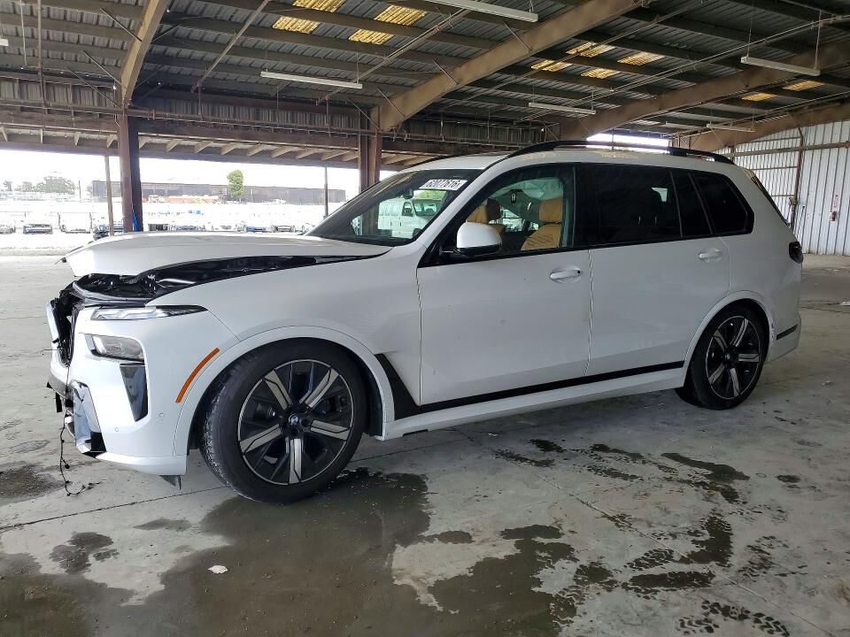 2026 BMW X7