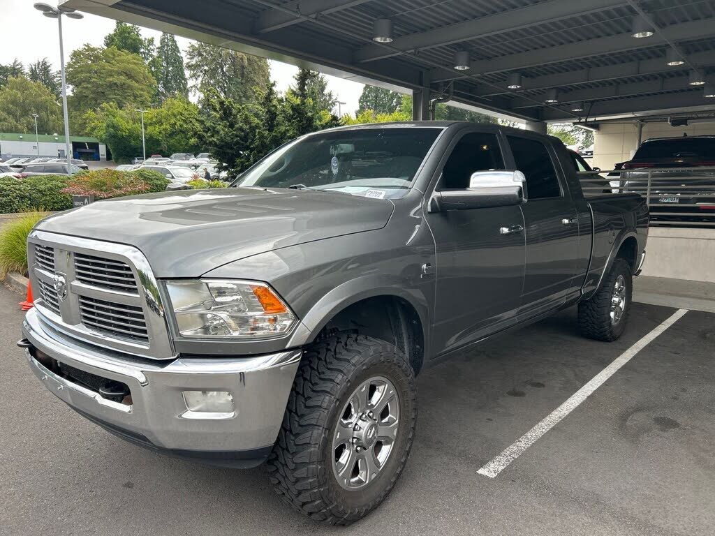 2012 DODGE Ram