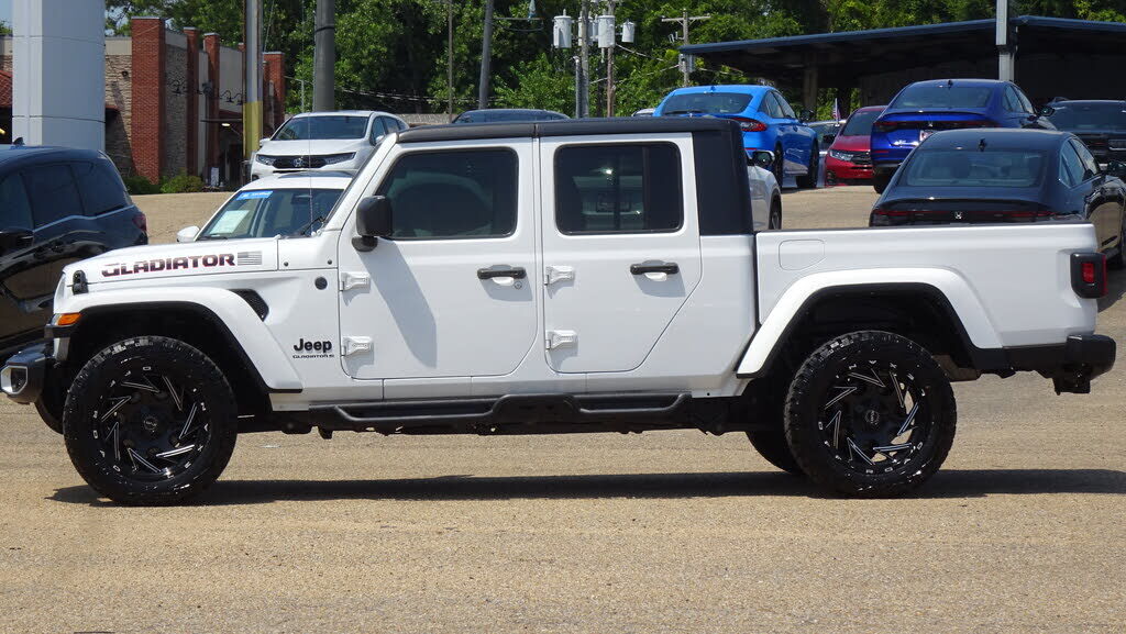 2023 JEEP Gladiator