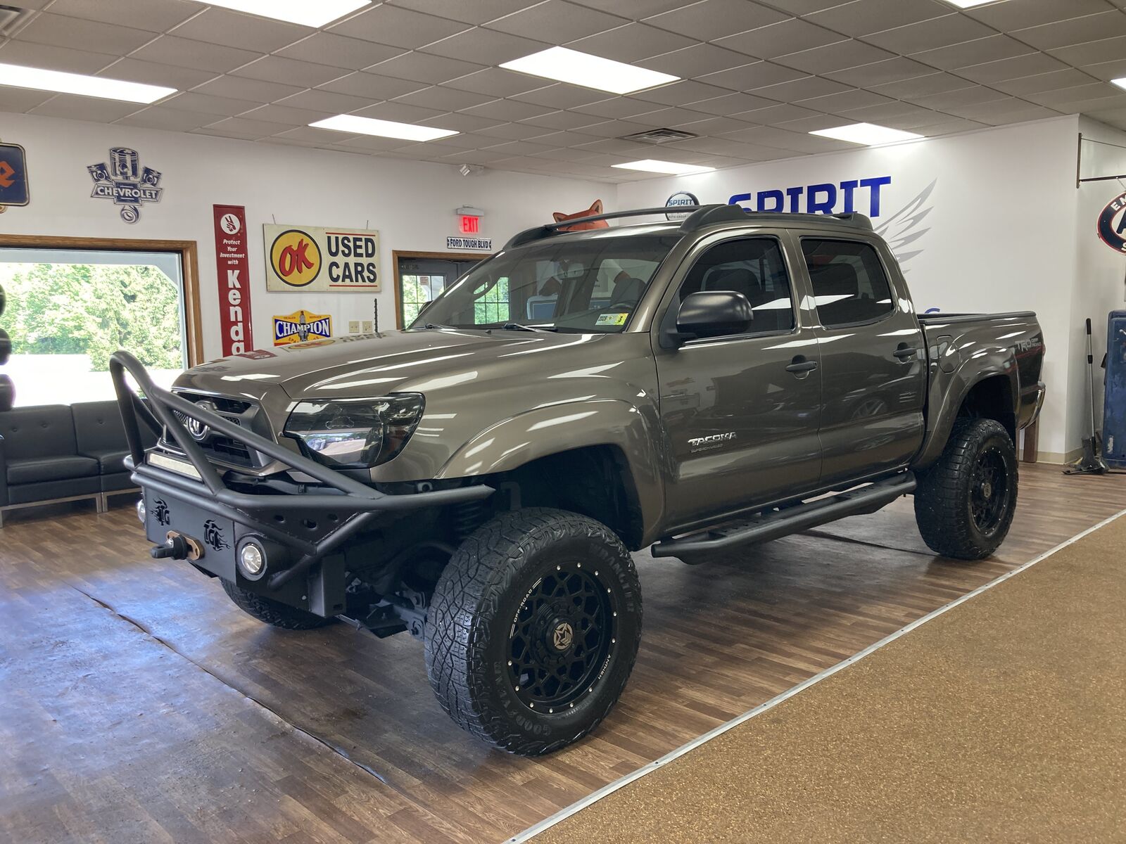 2012 TOYOTA Tacoma