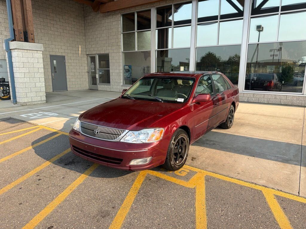 2001 TOYOTA Avalon