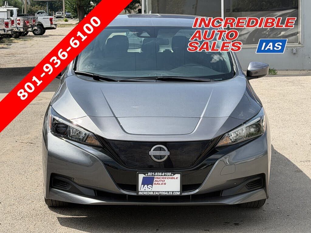 2025 NISSAN Leaf