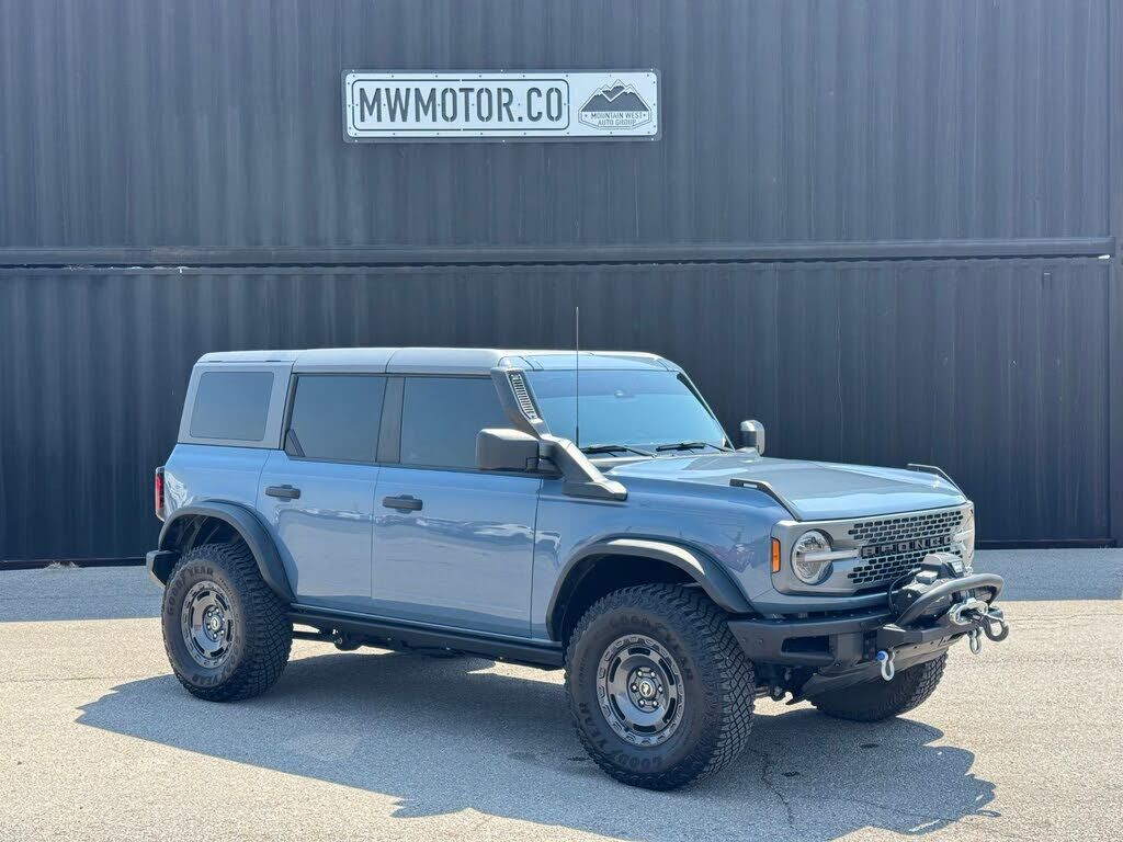 2024 FORD Bronco
