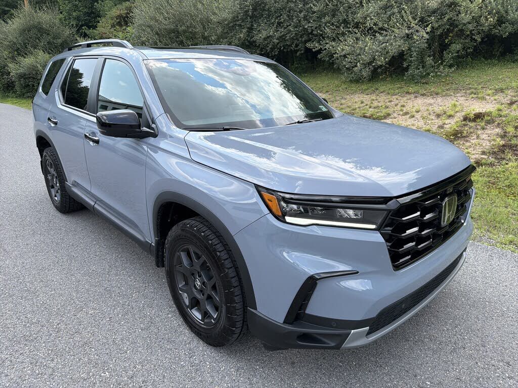2025 HONDA Pilot