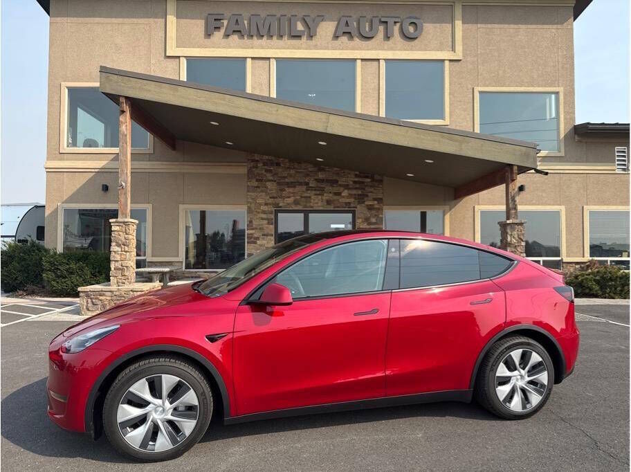 2021 TESLA Model Y