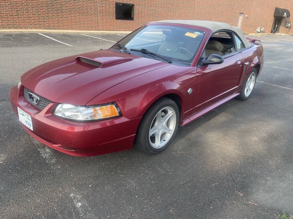 2004 FORD Mustang