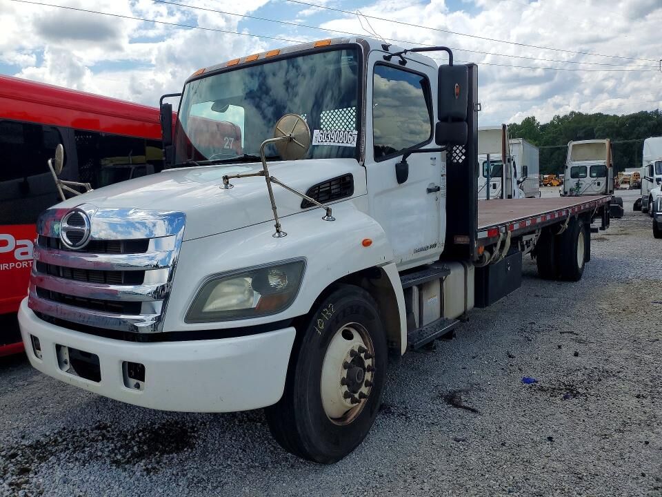 2016 HINO Conventional Type Truck