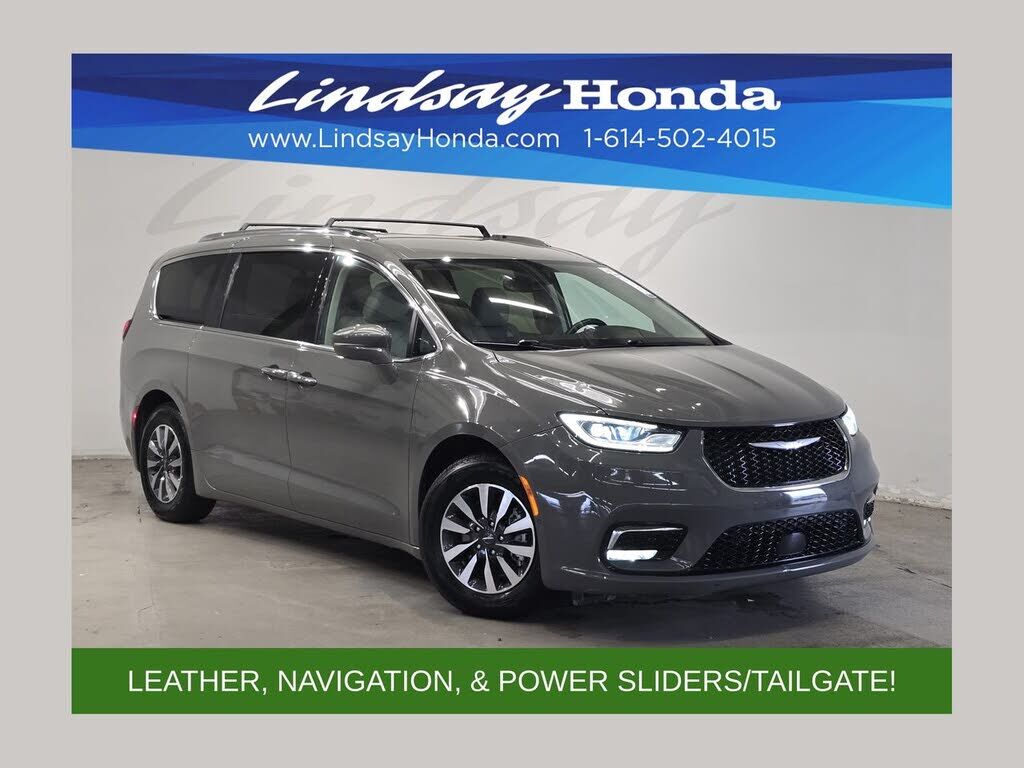 2021 CHRYSLER Pacifica