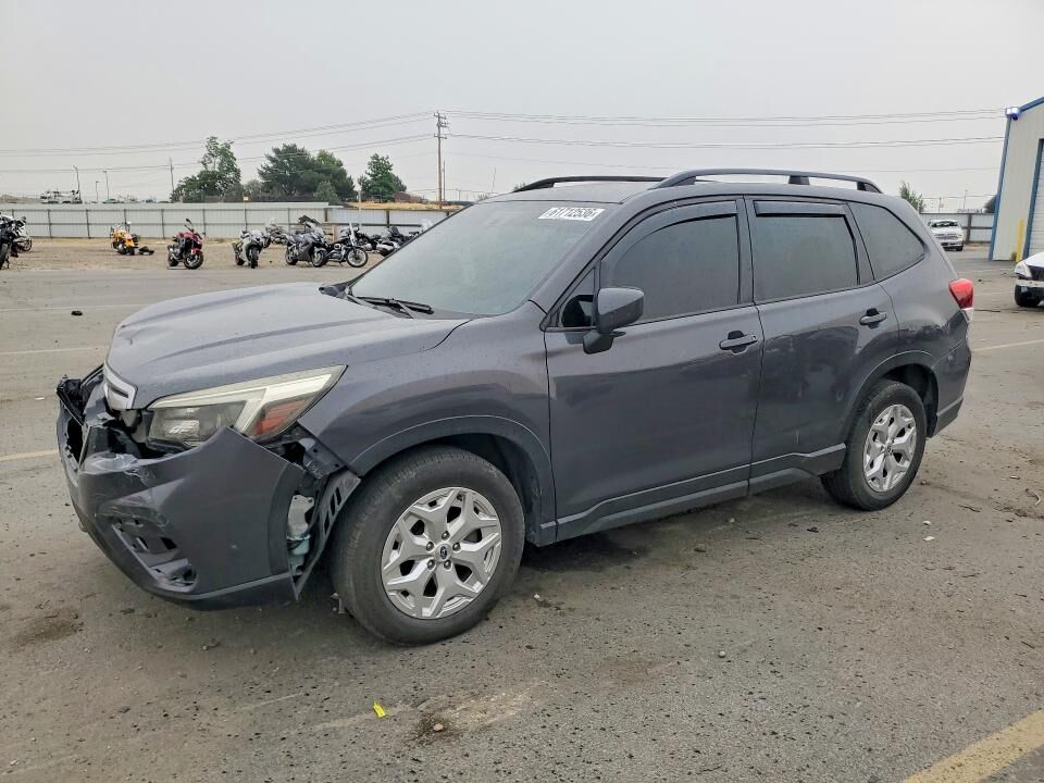 2021 SUBARU Forester