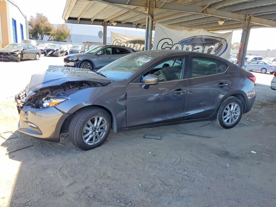 2018 MAZDA Mazda3