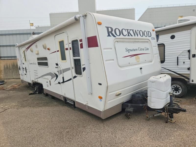2009 FOREST RIVER Rockwood Lite Weight Trailers