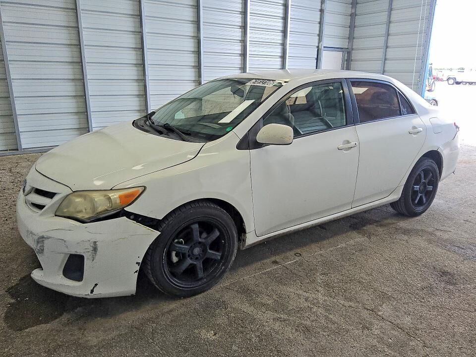 2011 TOYOTA Corolla