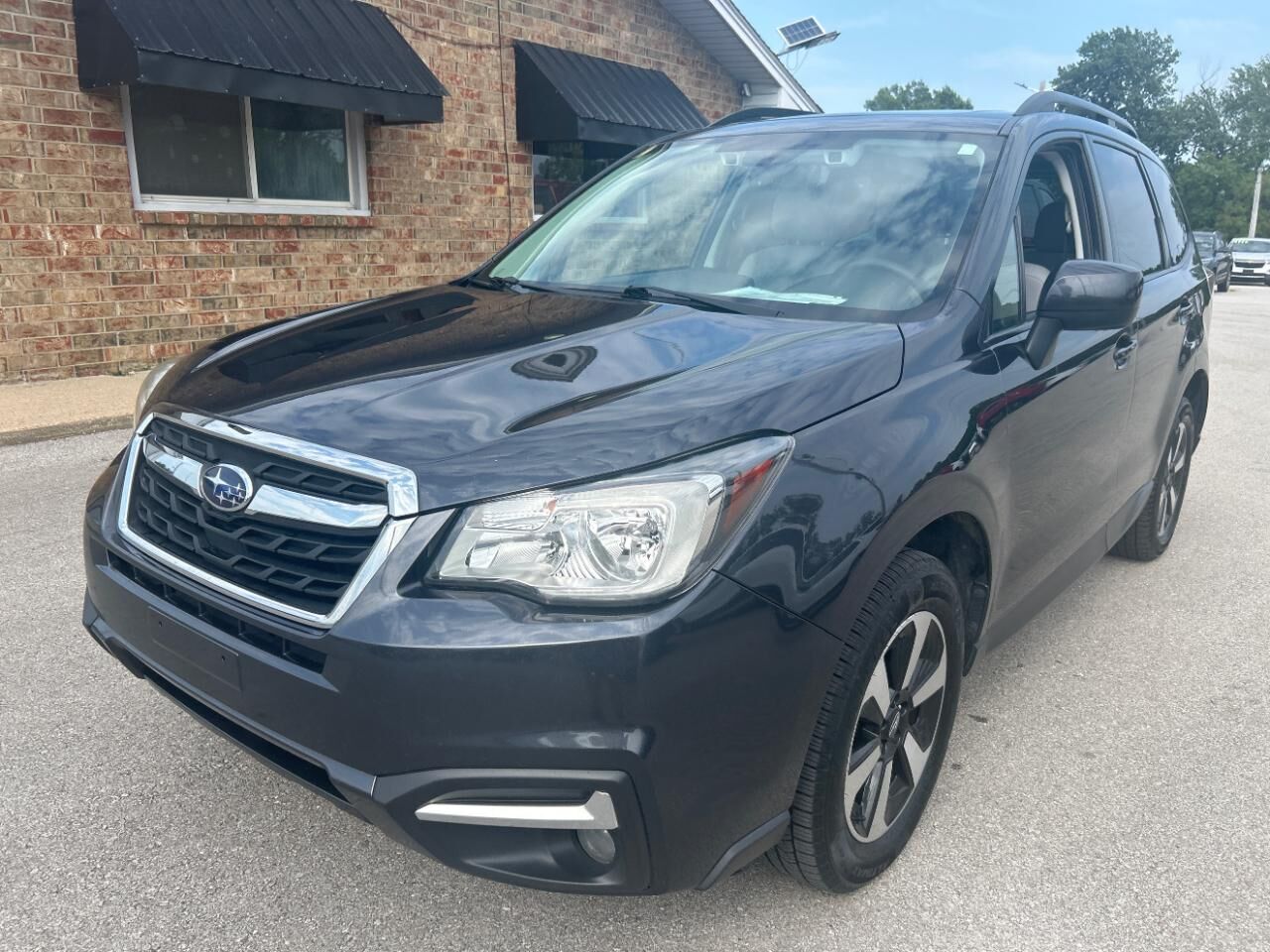 2017 SUBARU Forester
