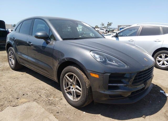 2020 PORSCHE Macan