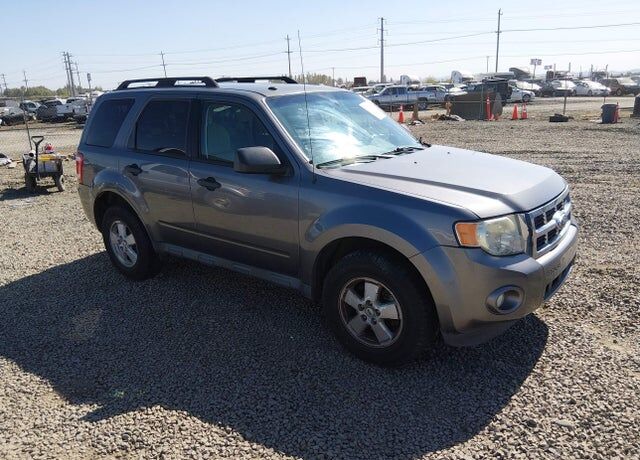 2011 FORD Escape