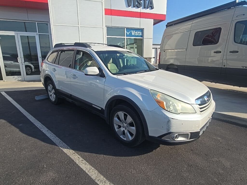 2011 SUBARU Outback